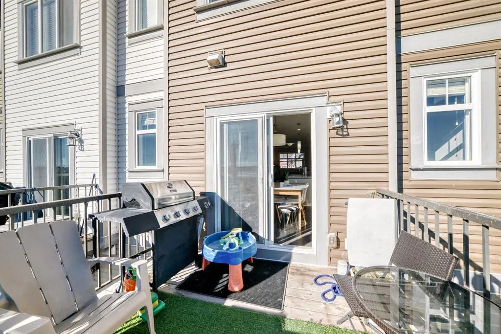 84 Copperstone Villas SE