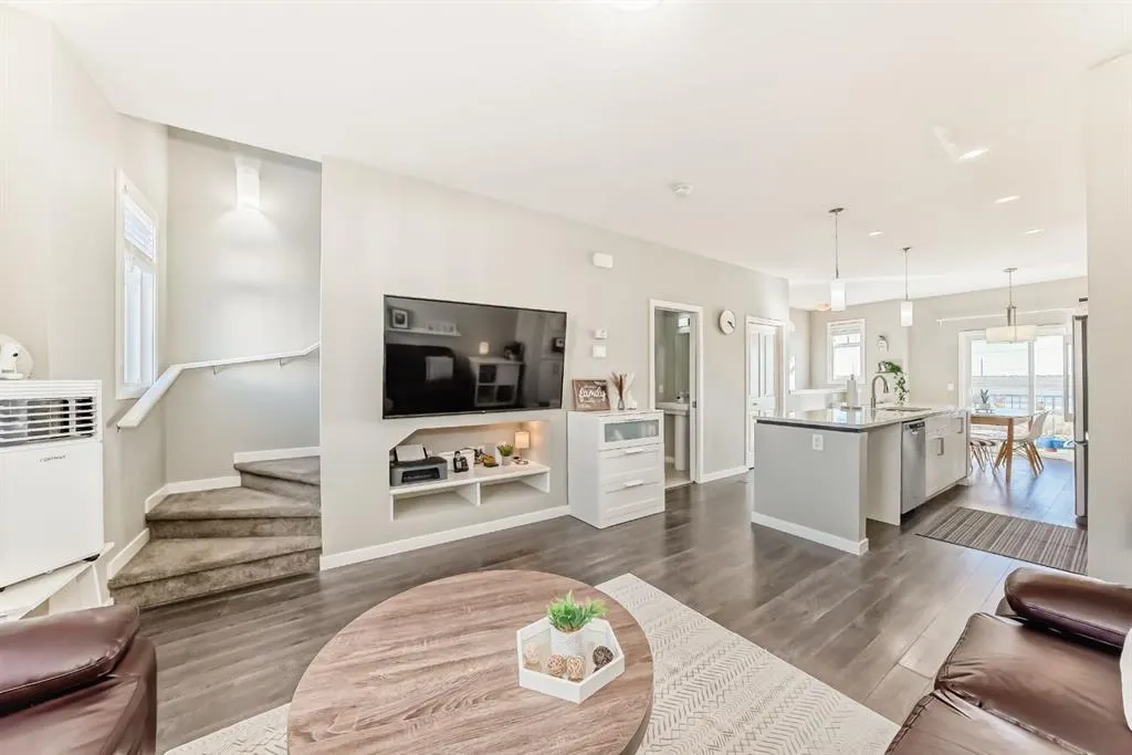 84 Copperstone Villas SE