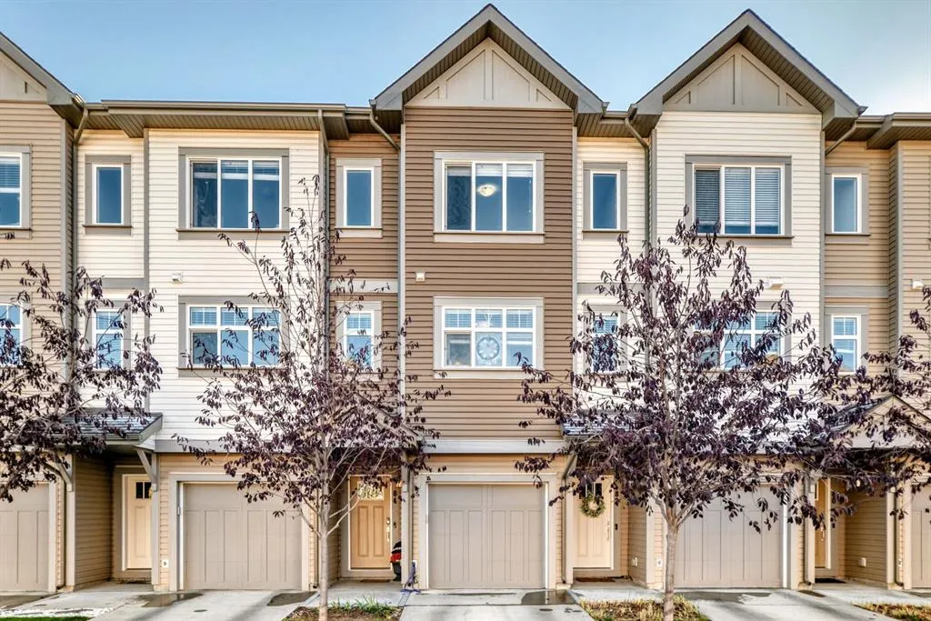 84 Copperstone Villas SE