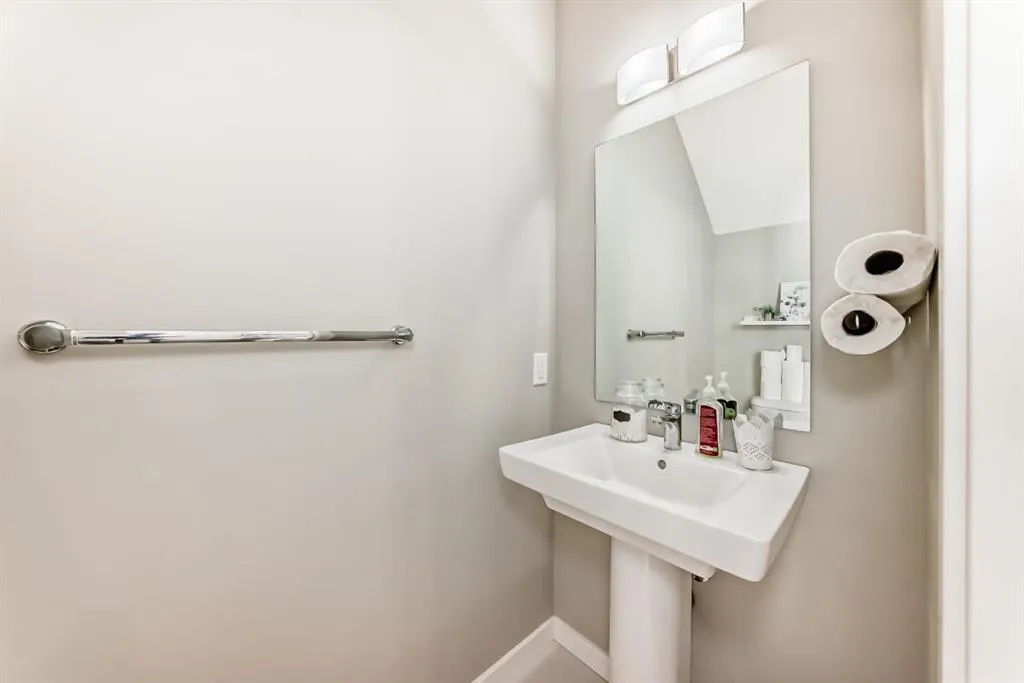 84 Copperstone Villas SE