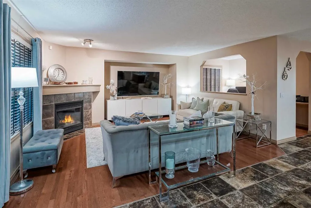 126 Kincora Park NW