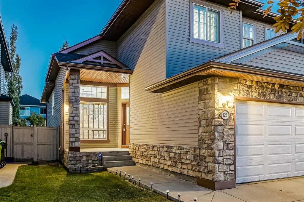 126 Kincora Park NW