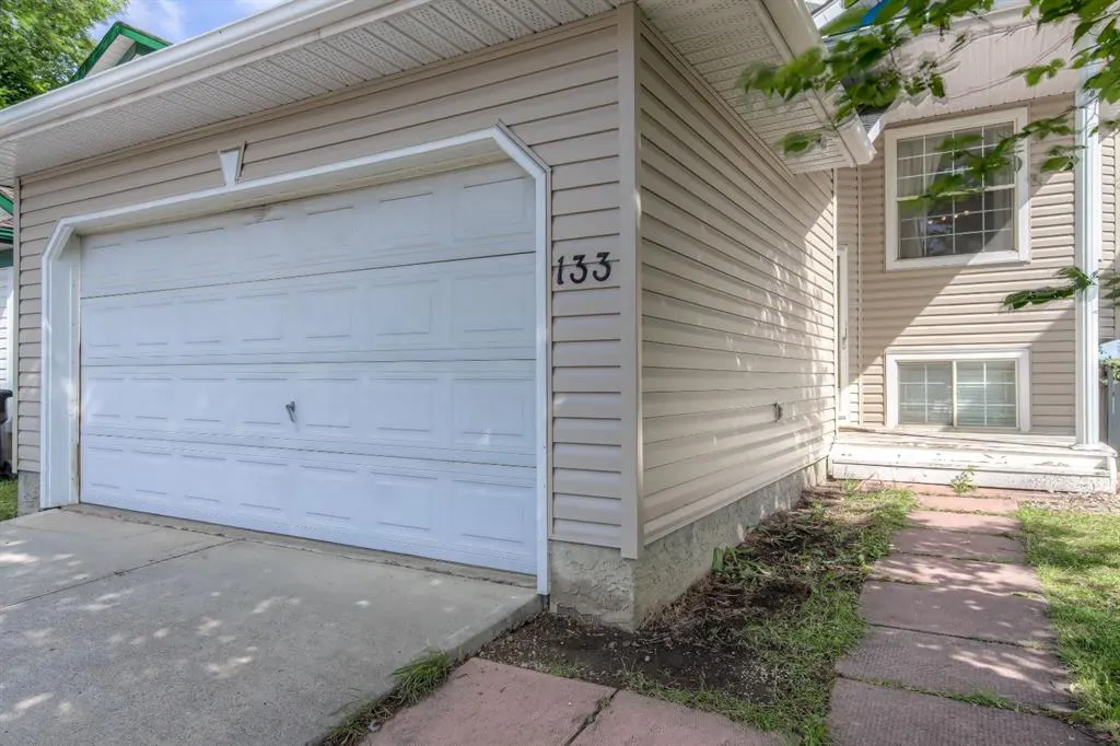 133 Hidden Spring Circle NW