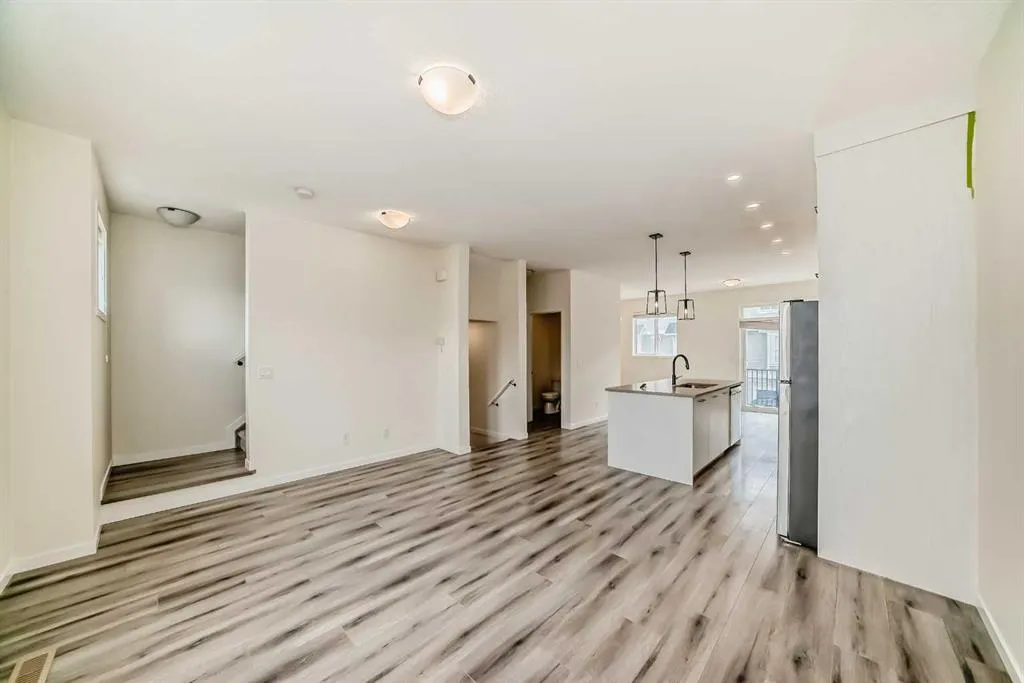 203 South Point Park SW