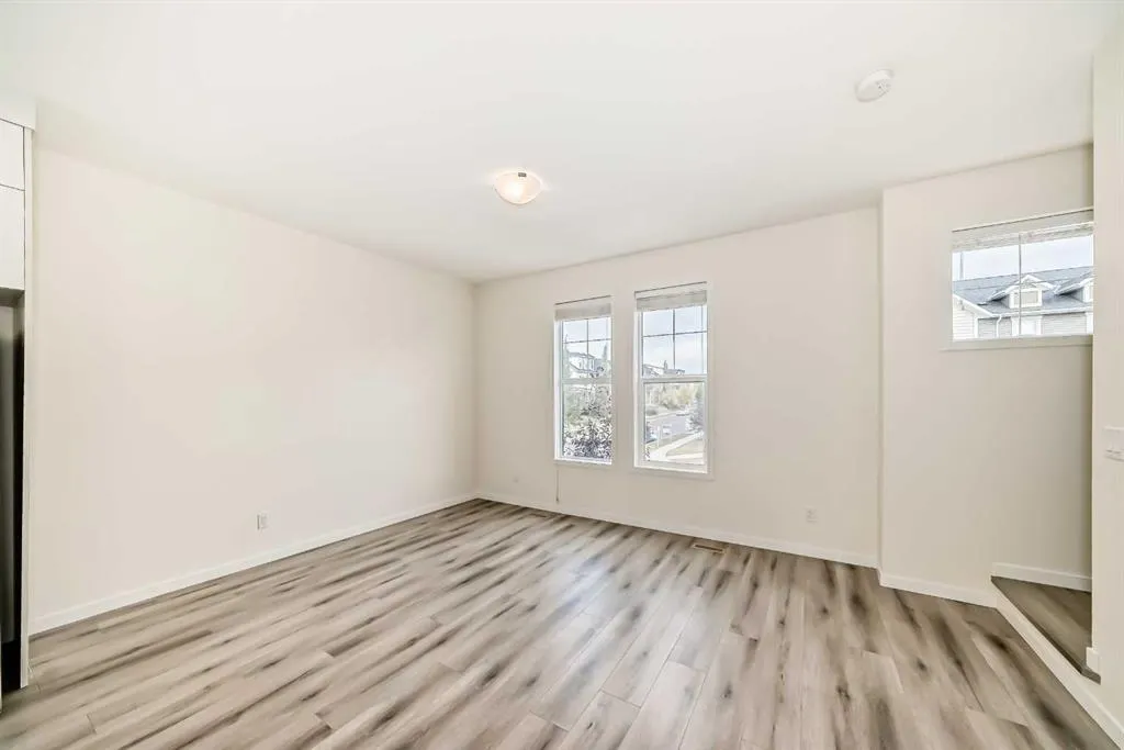 203 South Point Park SW