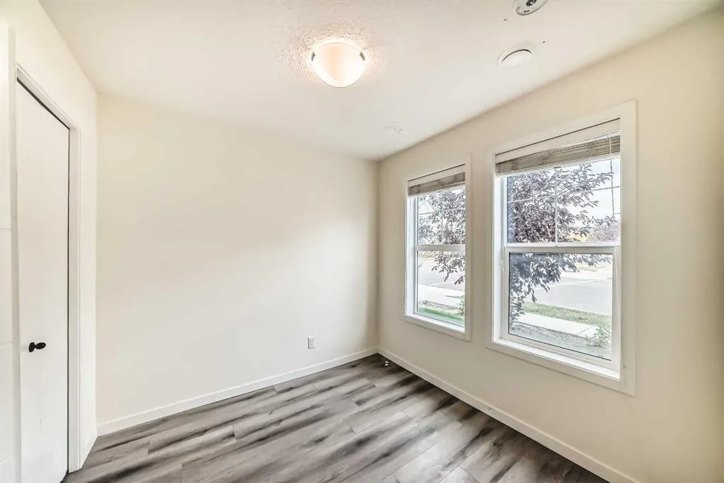 203 South Point Park SW