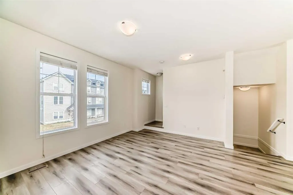 203 South Point Park SW