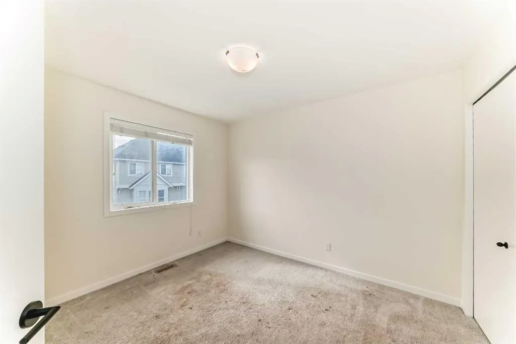 203 South Point Park SW