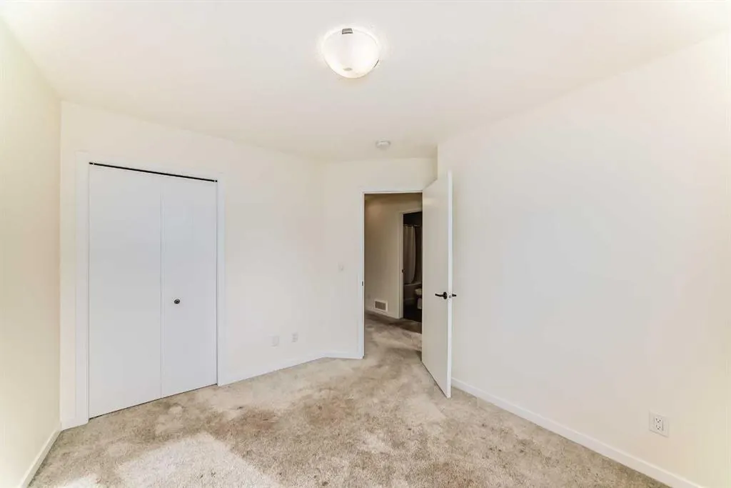 203 South Point Park SW