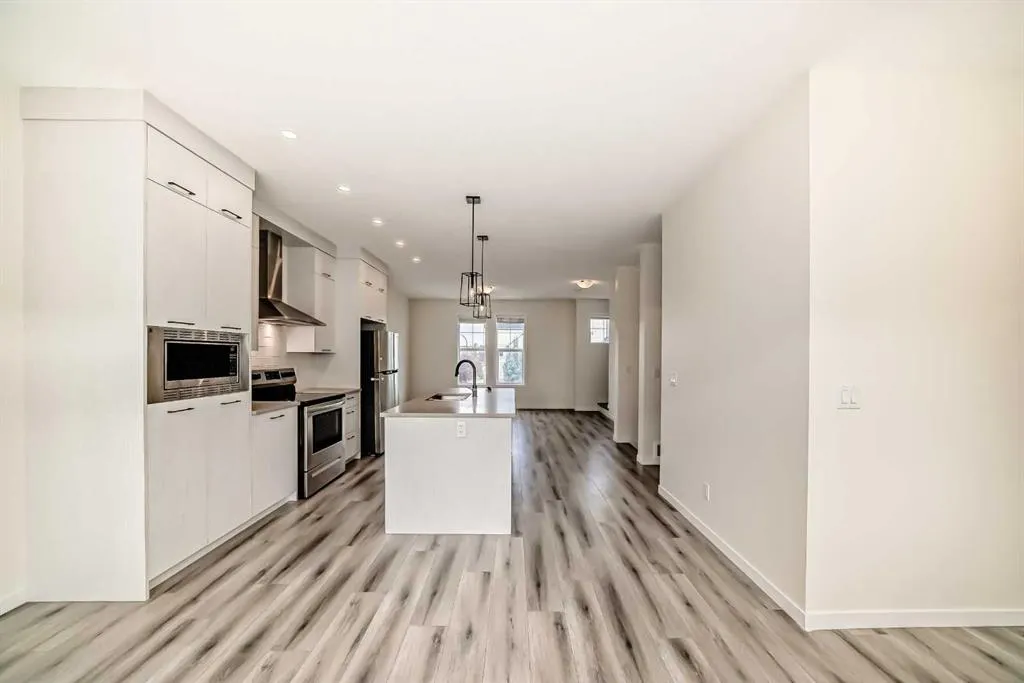 203 South Point Park SW