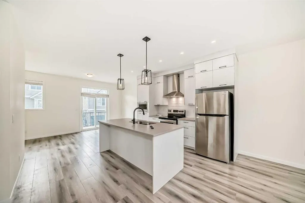 203 South Point Park SW