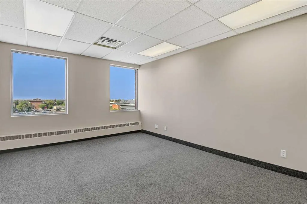 9728 101 Avenue, #403, 404