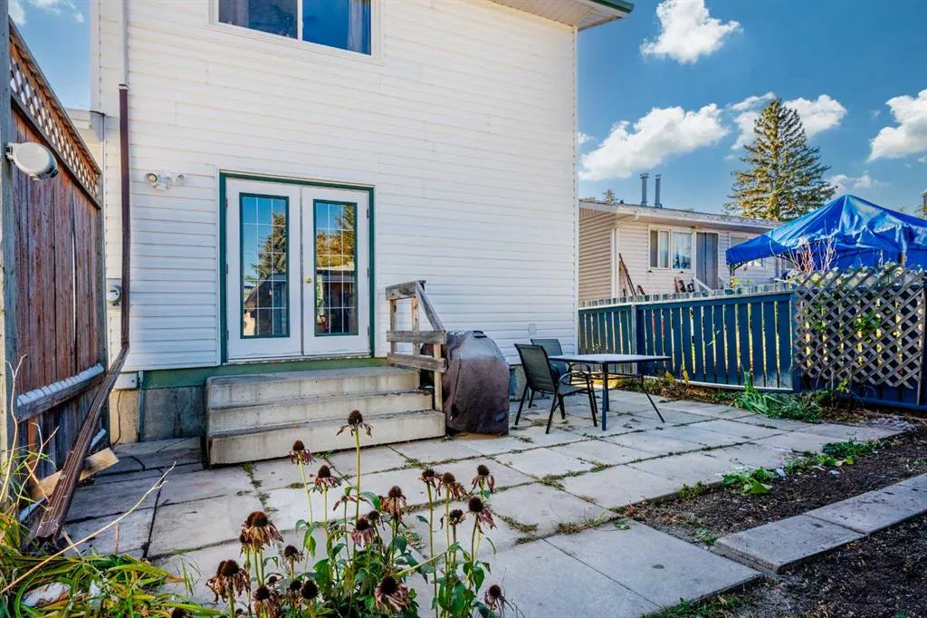 508 Queensland Place SE