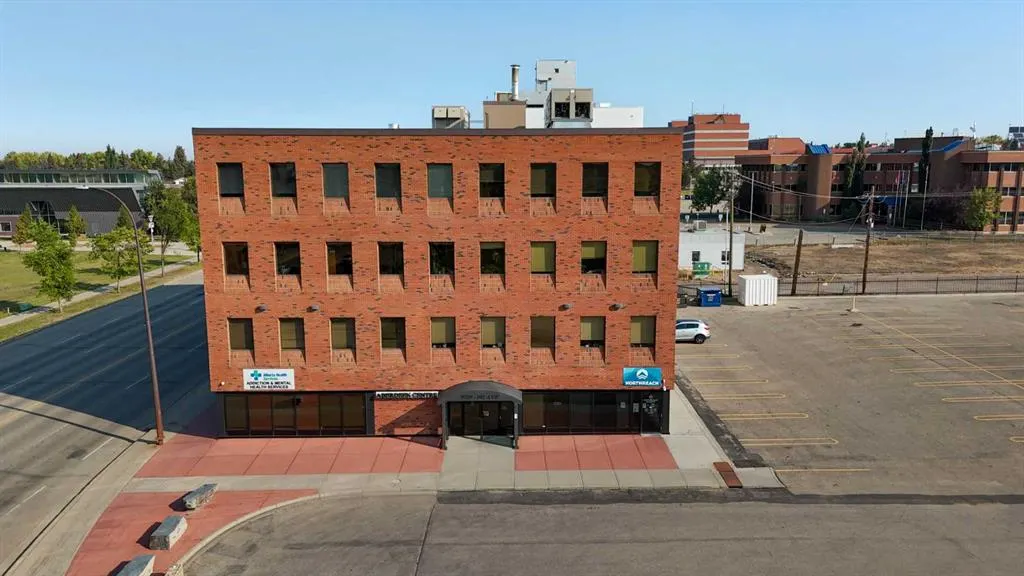 9728 101 Avenue, #417, 418, 419