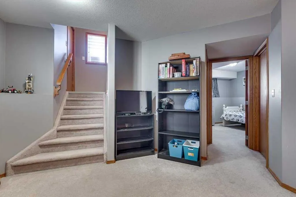 174 Kerr Close
