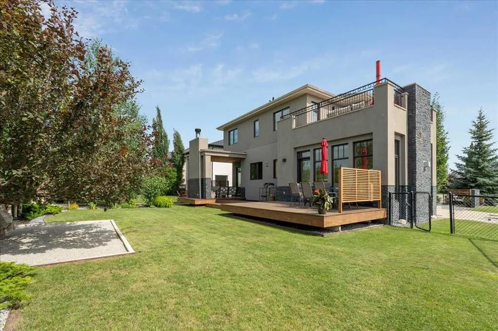 374 Discovery Ridge Way SW