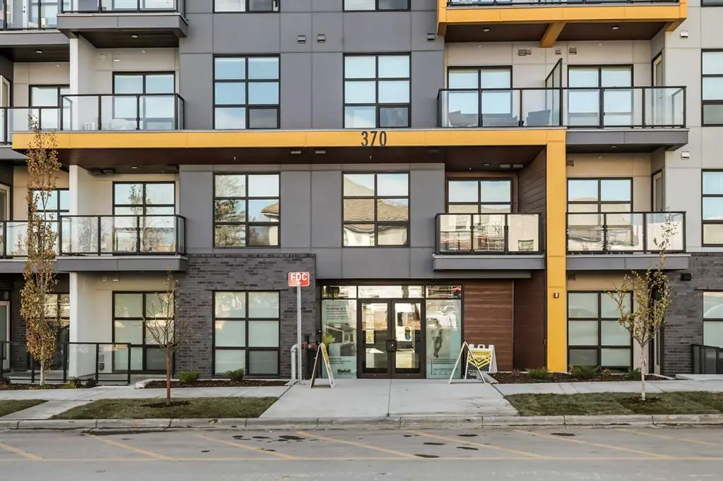 370 Dieppe Drive SW, #313