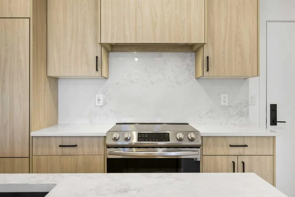 370 Dieppe Drive SW, #313