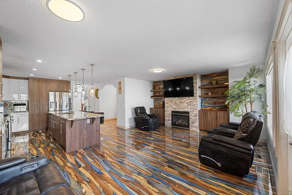 8 Tarawood Grove NE