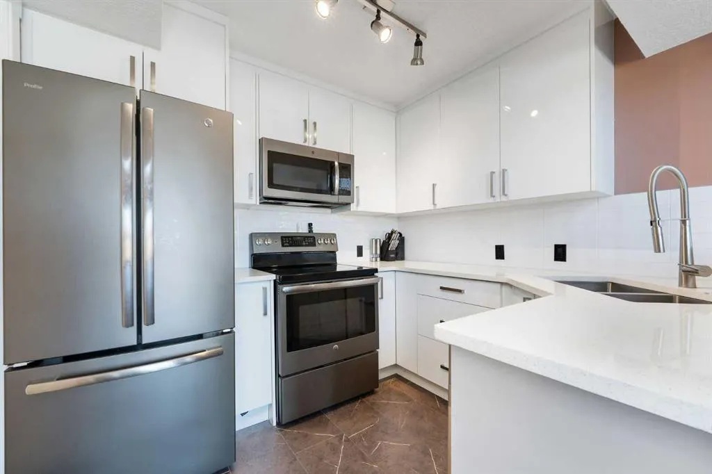 1540 17 Avenue SW, #411