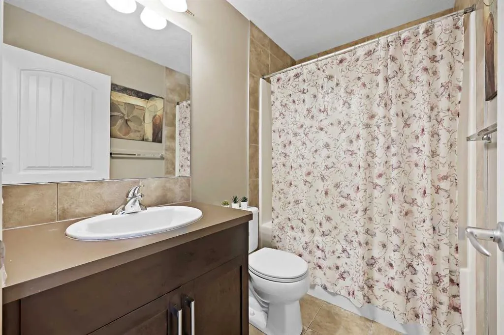 121 Chaparral Valley Gardens SE