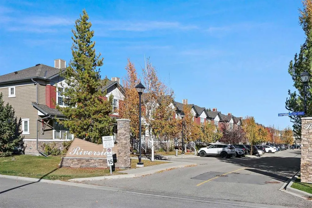 121 Chaparral Valley Gardens SE