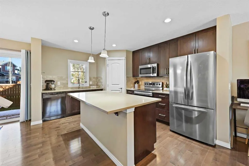 121 Chaparral Valley Gardens SE