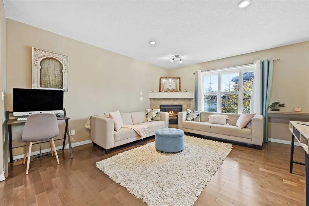 121 Chaparral Valley Gardens SE