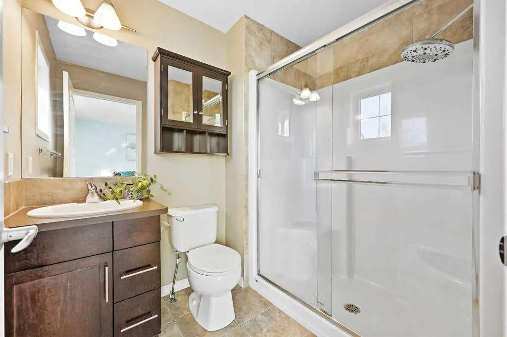 121 Chaparral Valley Gardens SE