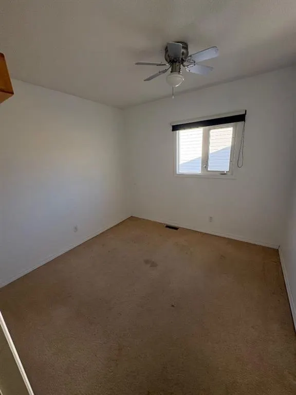 10926 93 St