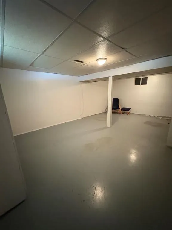 10926 93 St