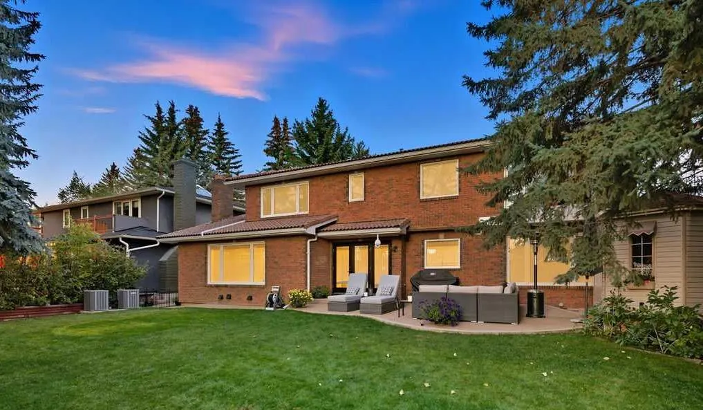 116 Bay View Drive SW