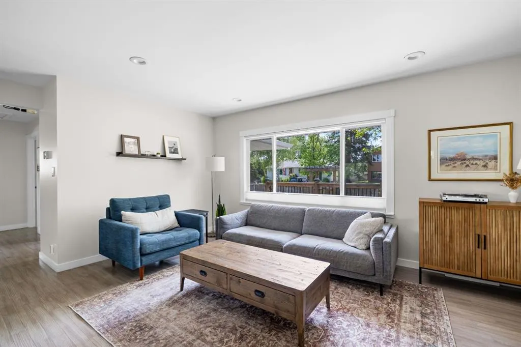 30 Coleridge Road NW
