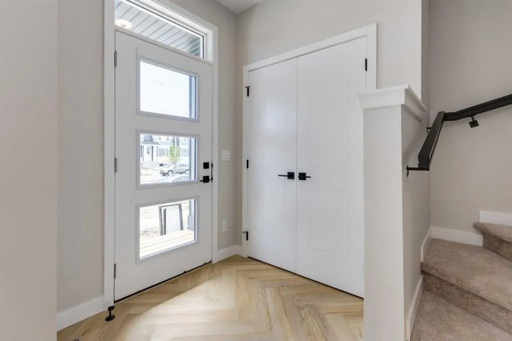 405 Clydesdale Avenue