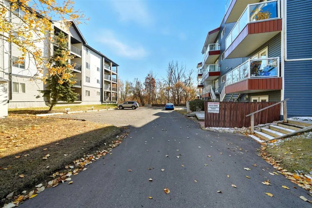5519 Kerry Wood Drive, #102