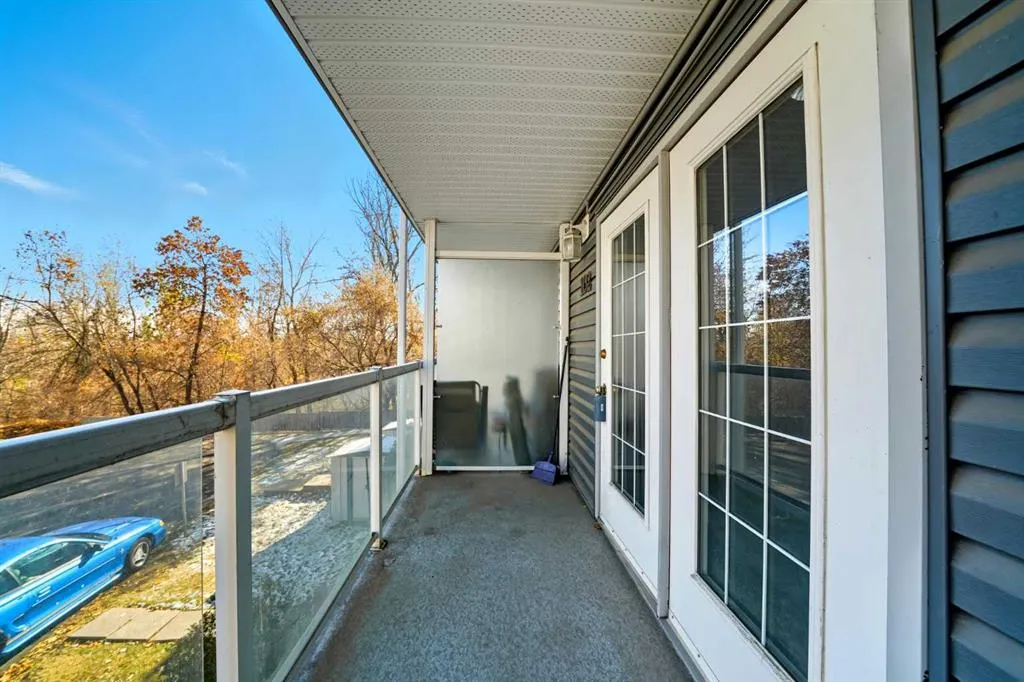 5519 Kerry Wood Drive, #102