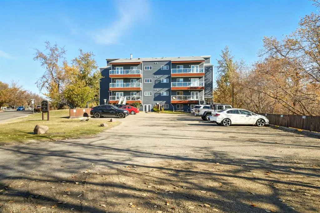 5519 Kerry Wood Drive, #102