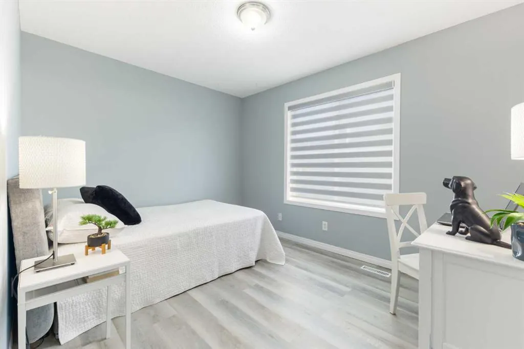 126 Everhollow Heights SW