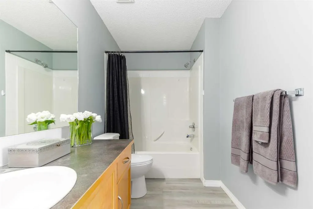 126 Everhollow Heights SW