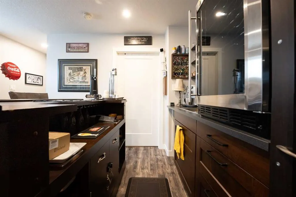 59 Aquitania Circle W, #4