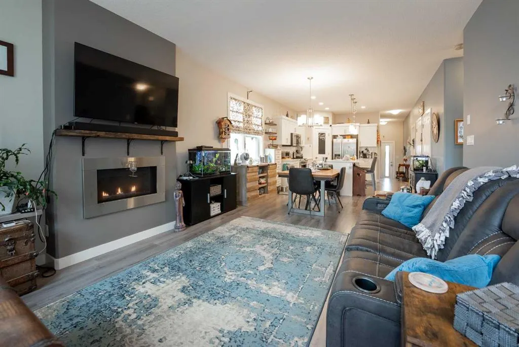 59 Aquitania Circle W, #4