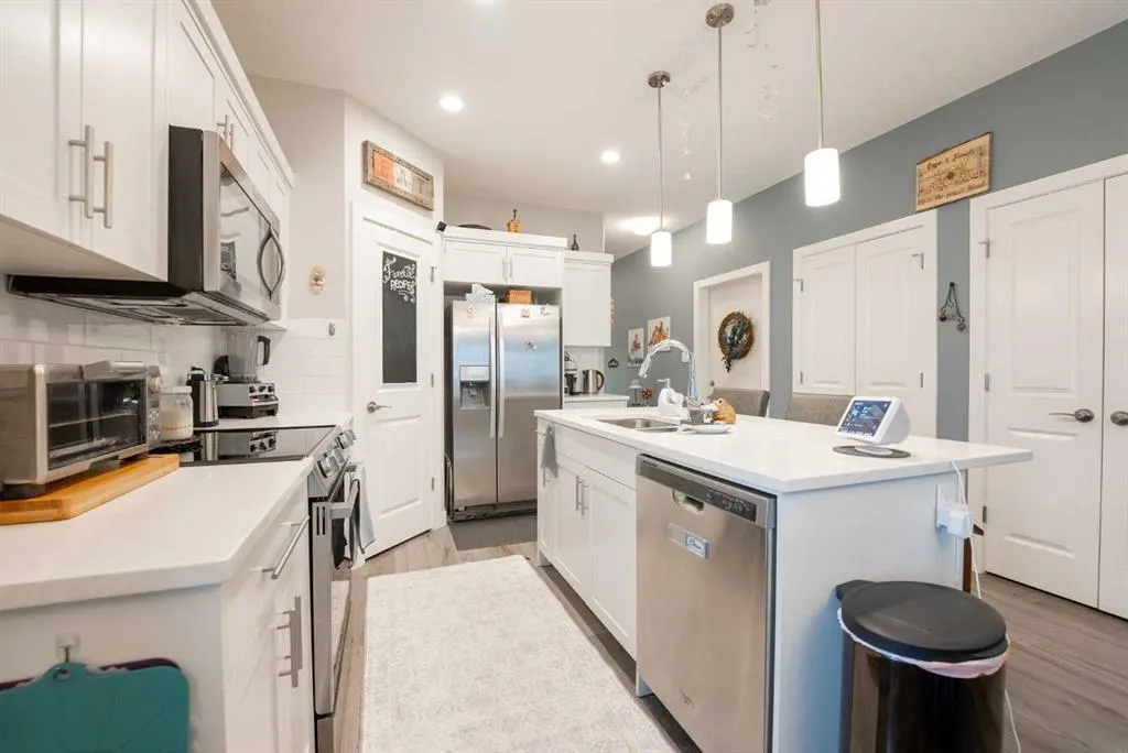 59 Aquitania Circle W, #4