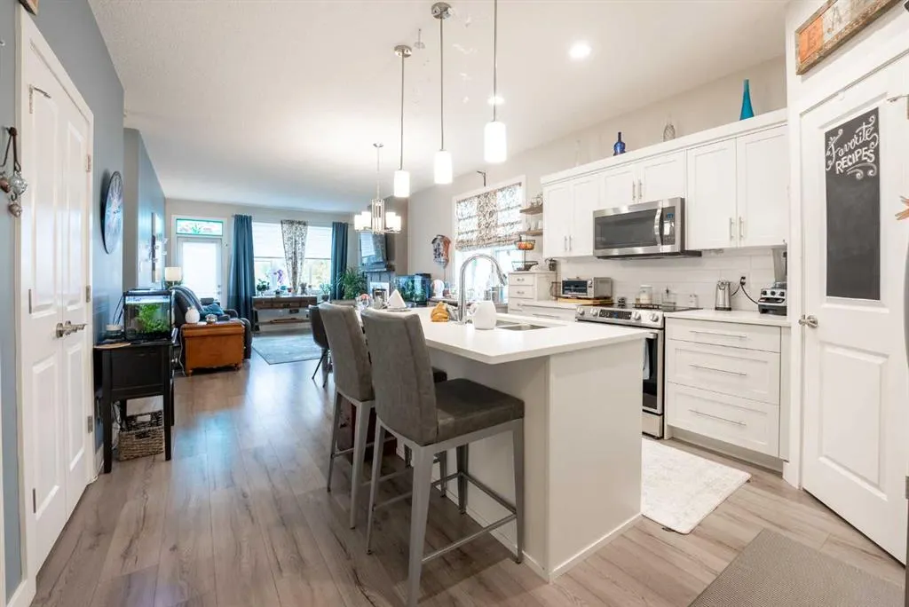 59 Aquitania Circle W, #4