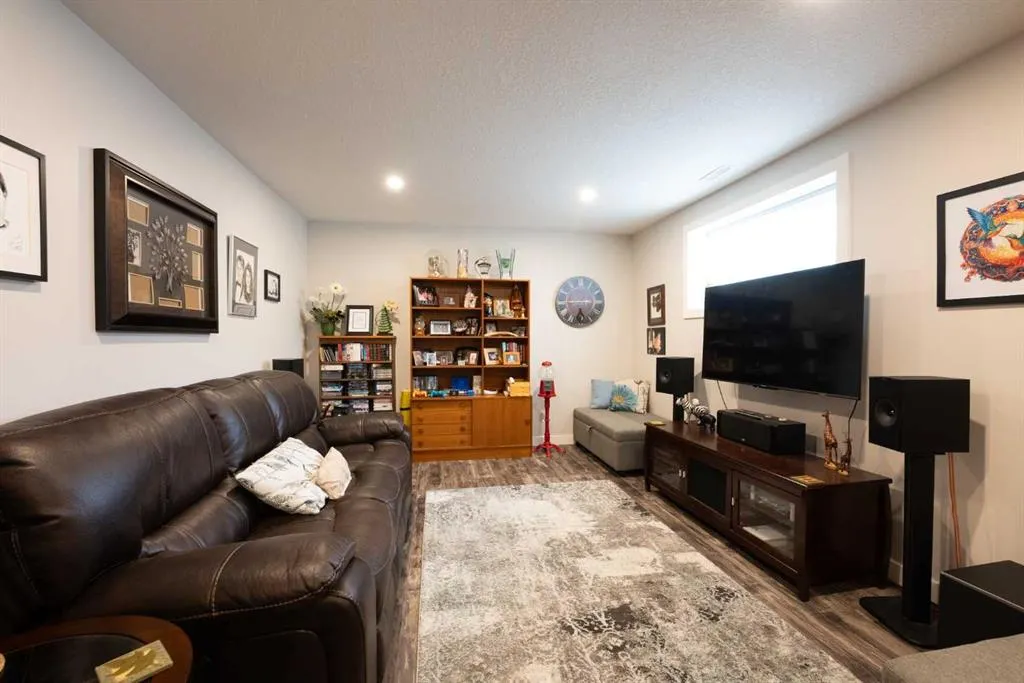 59 Aquitania Circle W, #4