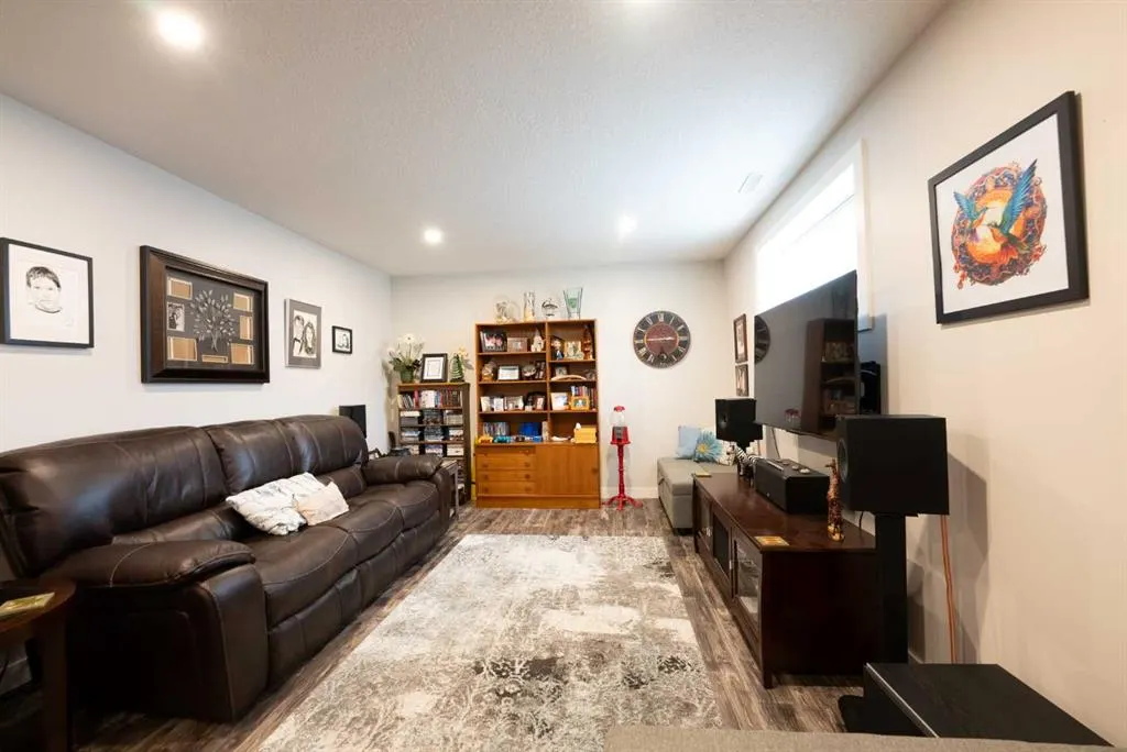 59 Aquitania Circle W, #4