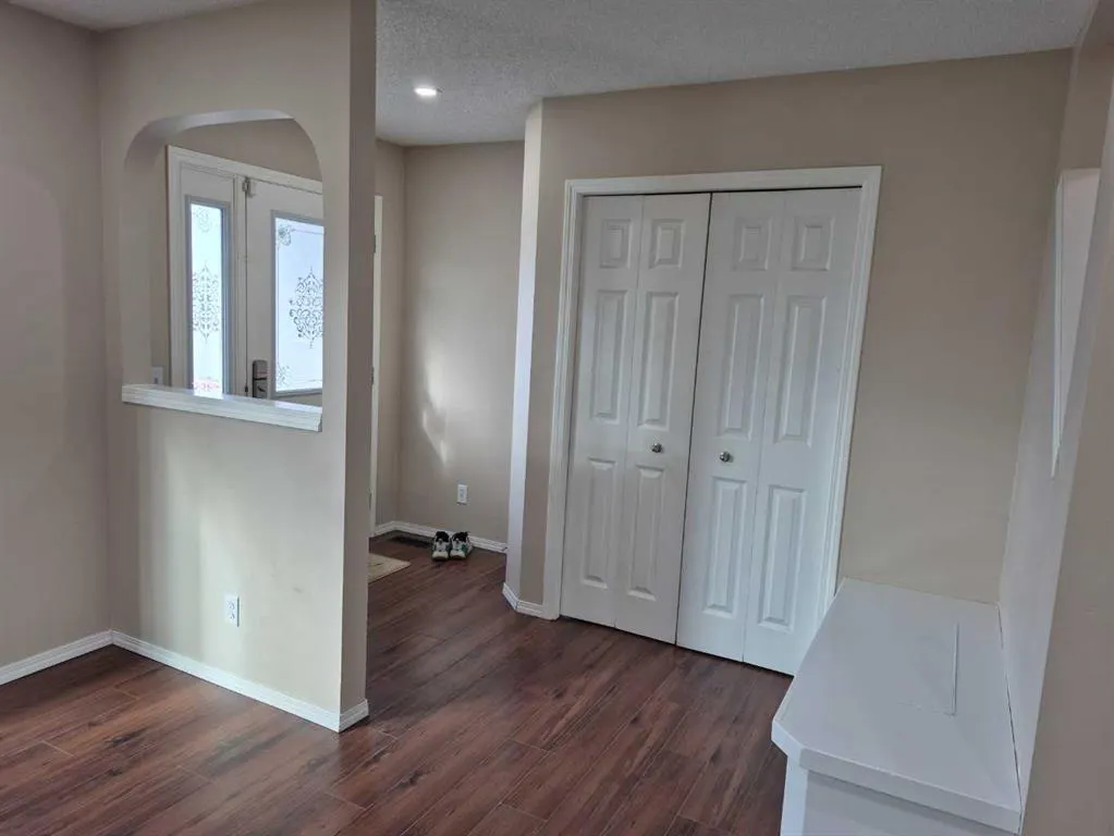 56 Saddlebrook Place NE