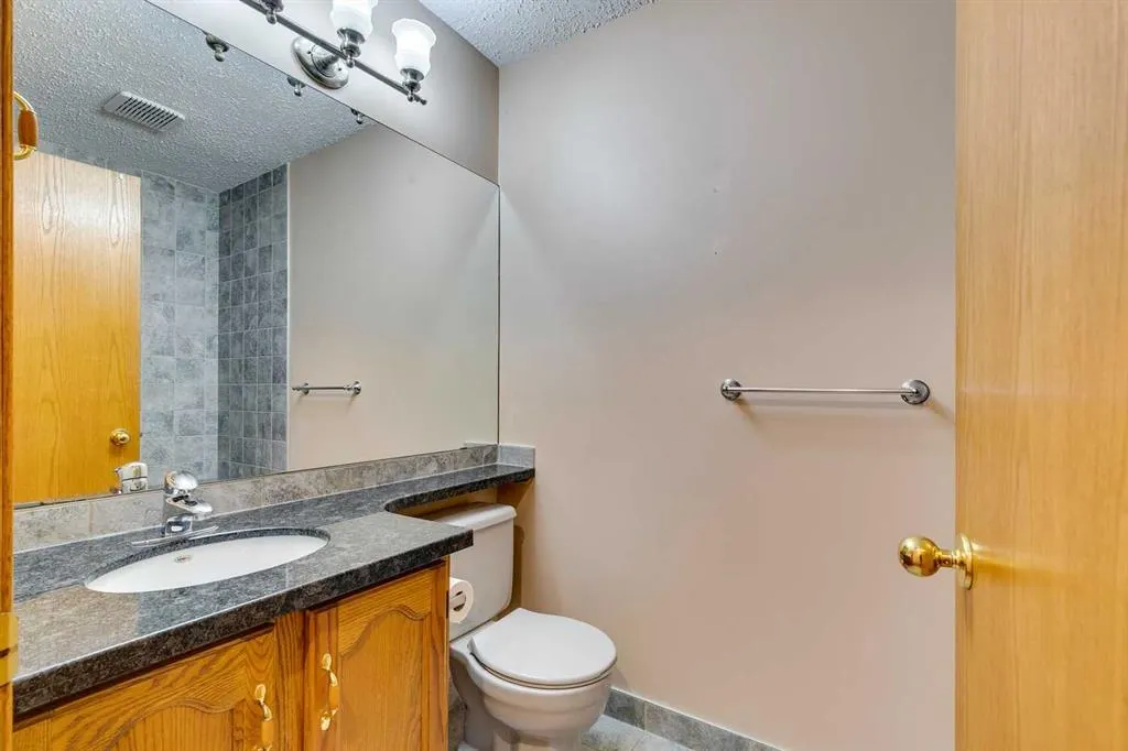372 Millrise Drive SW