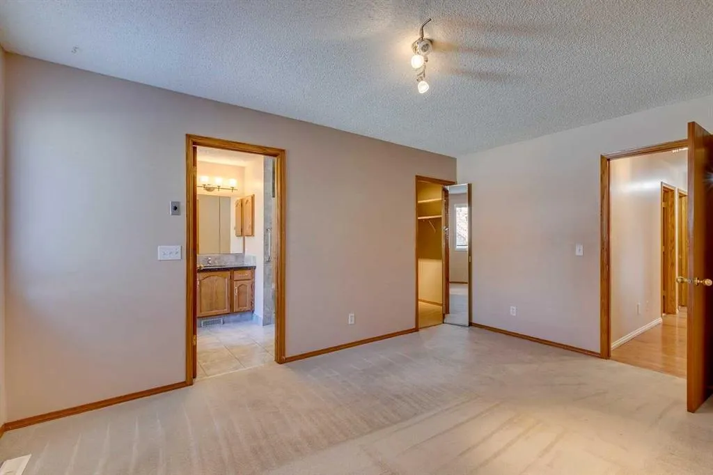 372 Millrise Drive SW
