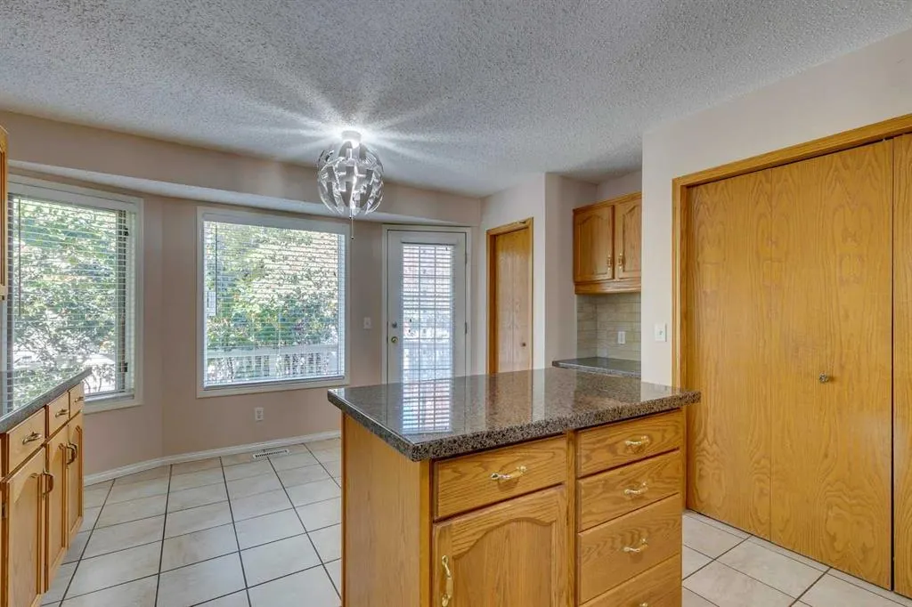 372 Millrise Drive SW