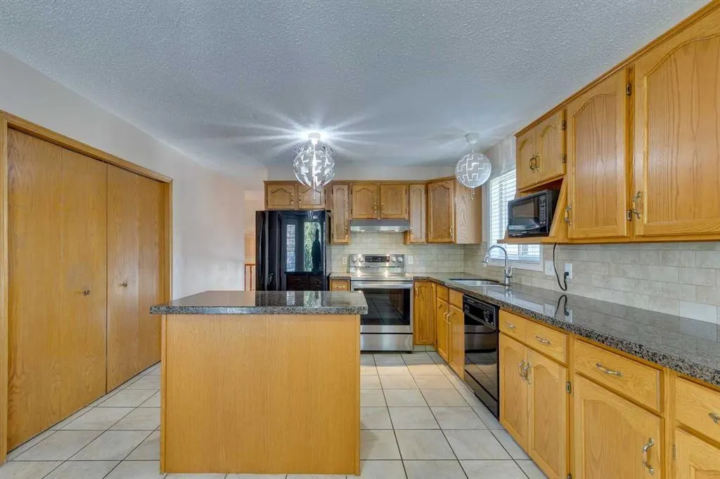 372 Millrise Drive SW